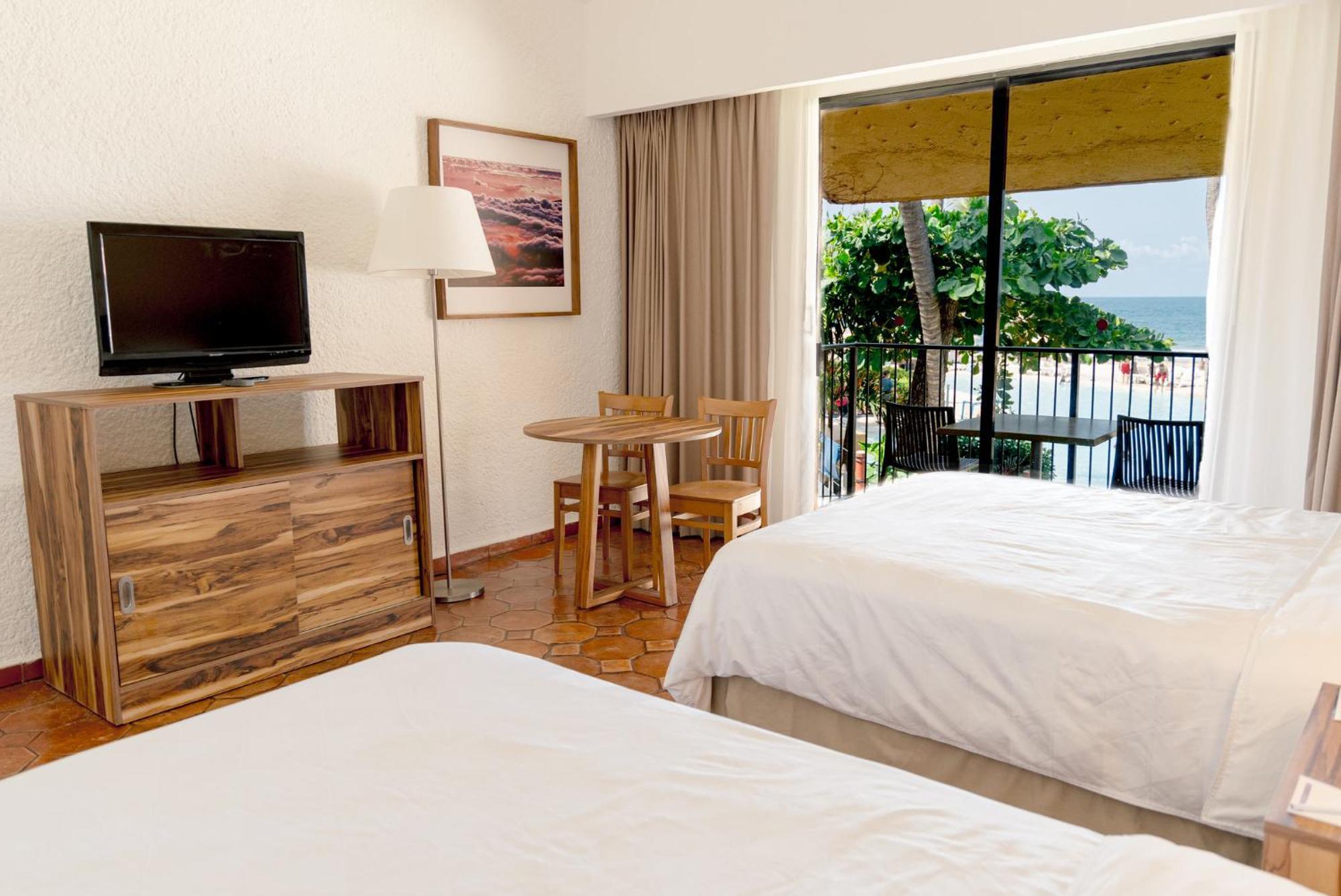 Holiday Inn Resort Ixtapa All-Inclusive By Ihg Exterior photo